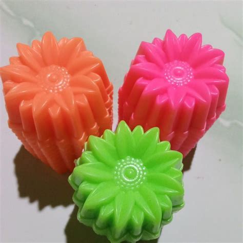 12 pieces of Rainbow Lotus Flower Pudding Putu Ayu Cake Mold | Shopee Philippines