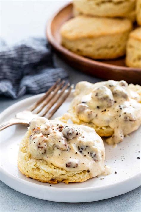 Biscuits and Gravy - Yummy Recipe