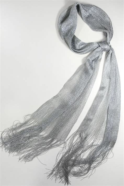 Silver lurex scarf: Amazon.co.uk: Clothing