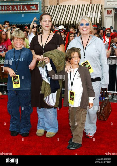 Roseanne Barr and kids attend the world premiere of Pirates of the ...