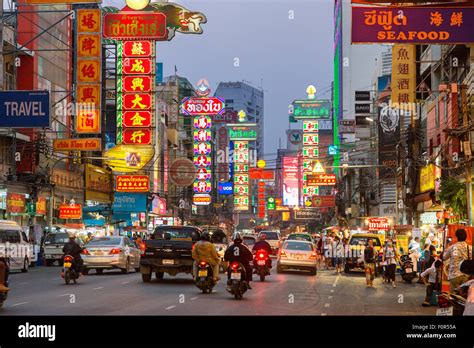 Thailand, Bangkok, Chinatown, Yaowarat Road Stock Photo - Alamy