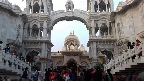 ISKCON Temple Vrindavan, Timings, History & Images