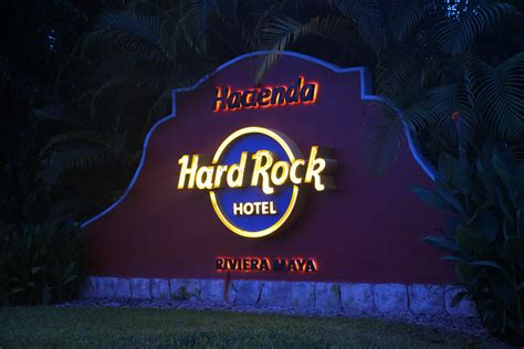 Hard Rock Riviera Maya Rock Royalty Lets You Vacation Like A Star