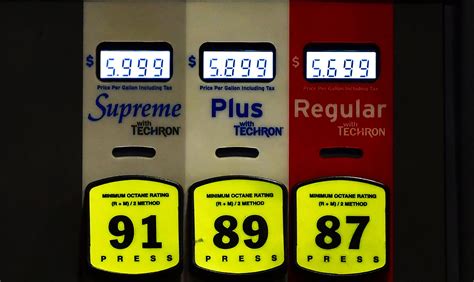 Gas prices in US rise to 10-year high amid oil supply lag | Daily Sabah