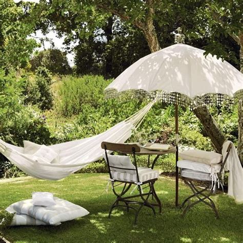 33 Hammock Ideas Adding Cozy Accents to Outdoor Home Decorating ...