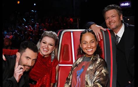 Kelly Clarkson is Thrilled About Victory Over Blake Shelton on 'The Voice'