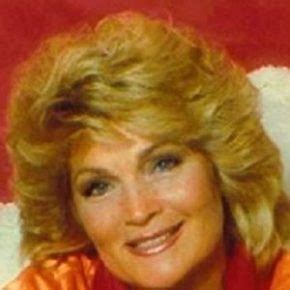 Susan Stafford Bio, Affair, Divorce, Net Worth, Ethnicity, Salary, Age