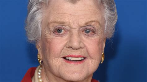 Here's How Many Grandchildren Angela Lansbury Has