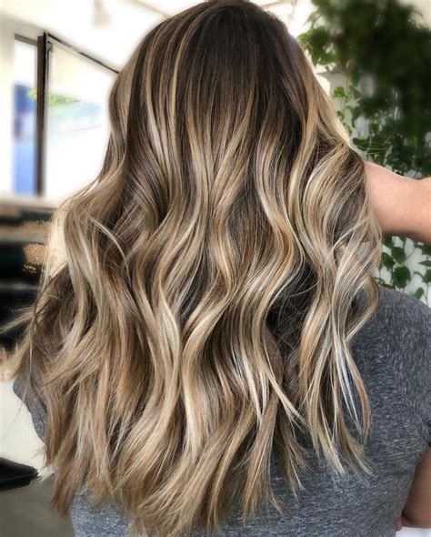 Colores de pelo para otoño 2020: tendencias en mechas, tintes, coloración