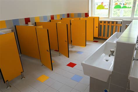 Managing toileting problems in primary schools | TheSchoolRun