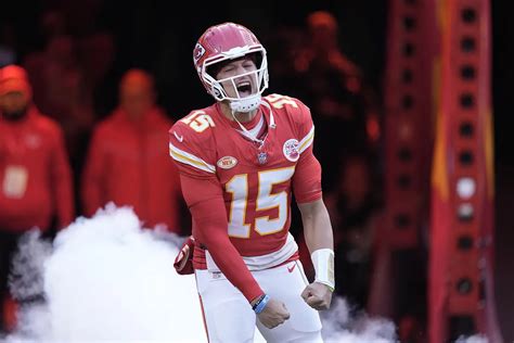 Patrick Mahomes' anger makes fans fed up: He cries yet again when a ...