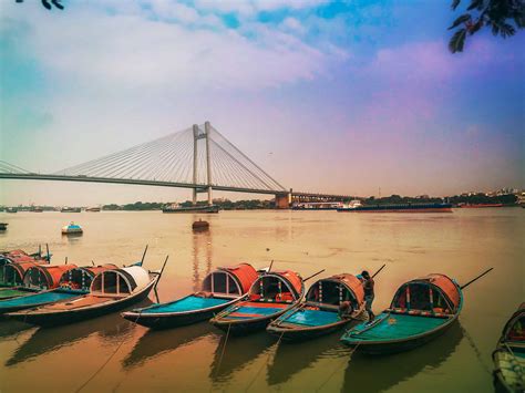 15 Best Places To Visit In Kolkata, Must See Tourist Places in Calcutta