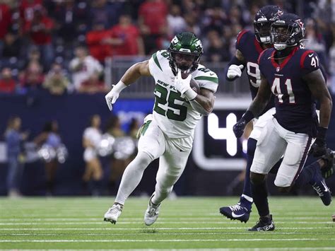 Ty Johnson Waiver Wire Week 15: Will the Jets RB perform with potential ...