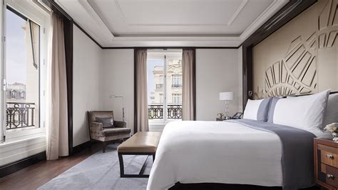 Luxury in Advance | 5-Star Hotel Promotions | The Peninsula Paris