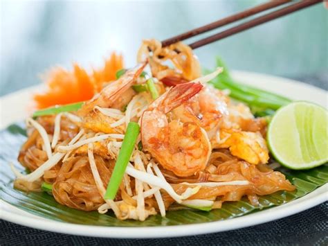 Thai Food: 12 Must-Try Traditional Dishes of Thailand | Travel Food Atlas