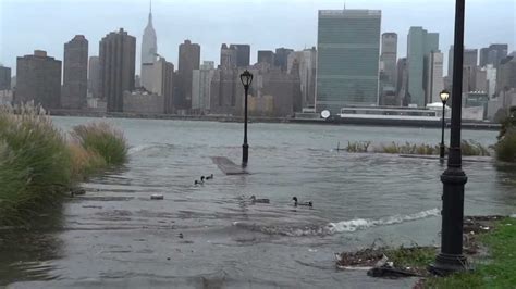 Hurricane Sandy in New York - YouTube