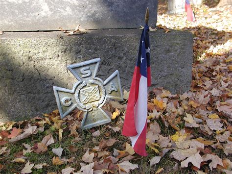 Southern Cross of Honor grave marker. | Grave marker, Tombstone, Cemeteries