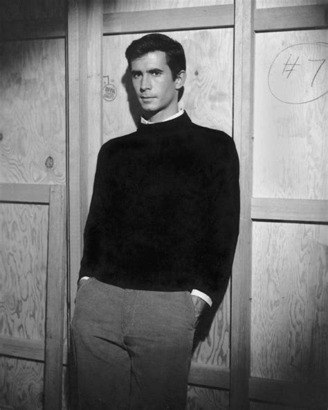 20 Black and White Photos of Anthony Perkins as Norman Bates in Alfred Hitchcock’s Psycho (1960 ...