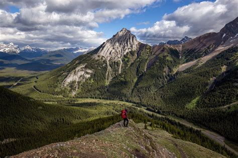 14 Day Hikes with Jaw-Dropping Views in Canmore and Kananaskis Country ...