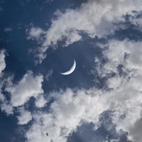 Crescent Moon Wallpaper 4K, Half moon, Clouds, Blue Sky