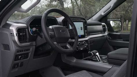 2022 Ford F-150 Lightning First Drive Review: Thunderstruck | Motor1.com