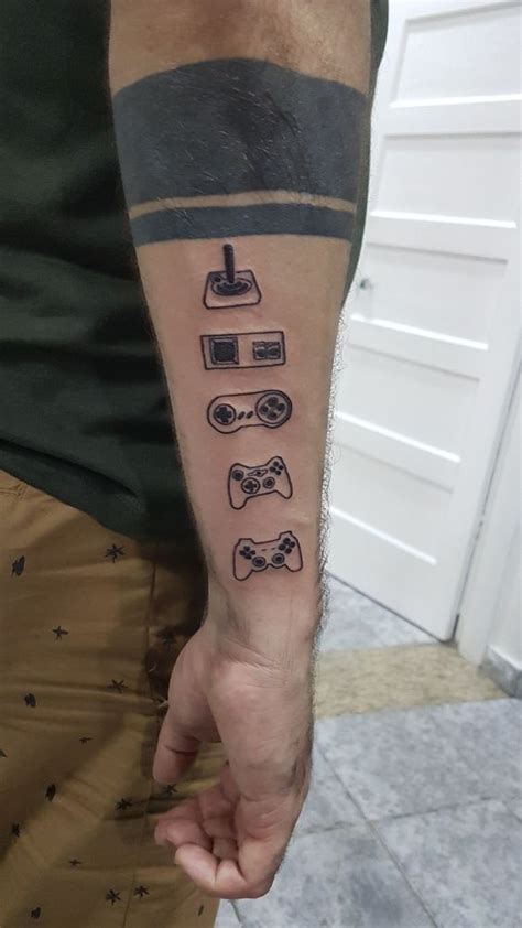 Tatuagens Masculinas Pequenas, inspirações! | Gamer tattoos, Gaming ...