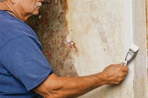 How to Repair Plaster Walls in 6 Easy Steps - This Old House