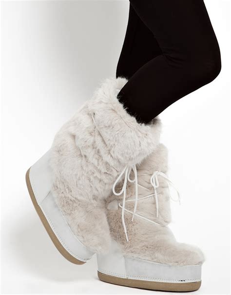 Asos Barts White Faux Fur Snow Boots in White | Lyst