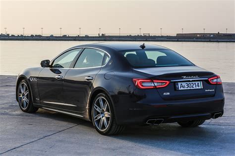 2017 Maserati Quattroporte Review