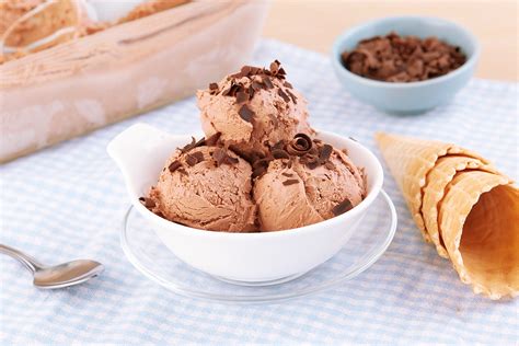 Rich Chocolate Ice Cream | Recipes | Create with Nestle