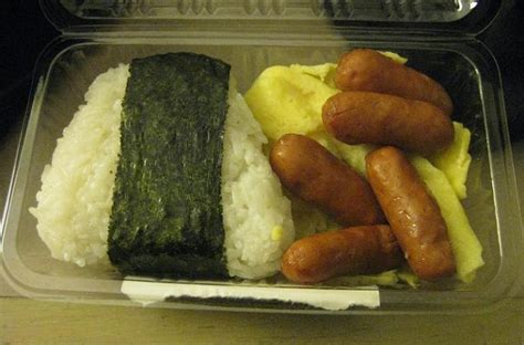 Foodista | Food Recall - 7 Eleven Bento Boxes