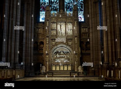 Liverpool Cathedral interior Stock Photo - Alamy