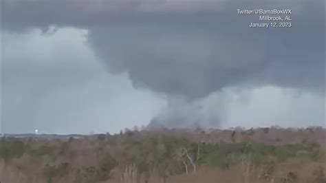 Huge Tornado Filmed Near Millbrook, Alabama - Videos from The Weather ...