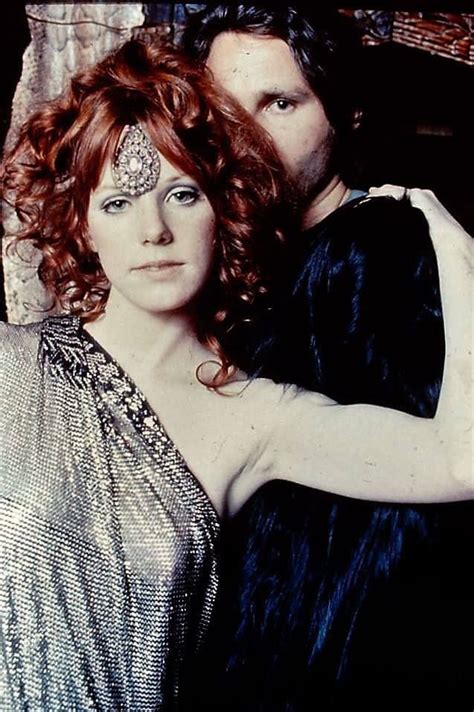 The Story Of Jim Morrison and Girlfriend Pamela Courson