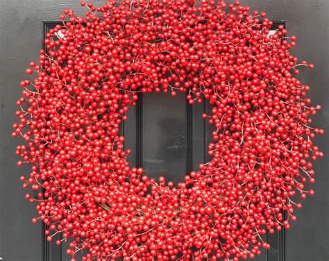 Outdoor Red Berry Christmas Wreath, Weatherproof Berry Christmas ...