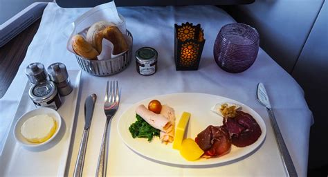 Qatar Airways Business Class Review @ Not Quite Nigella