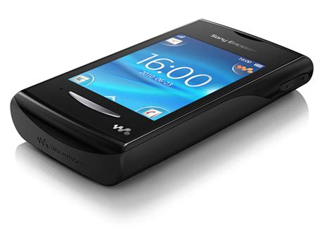 Sony Ericsson Yendo, first full touch Walkman phone