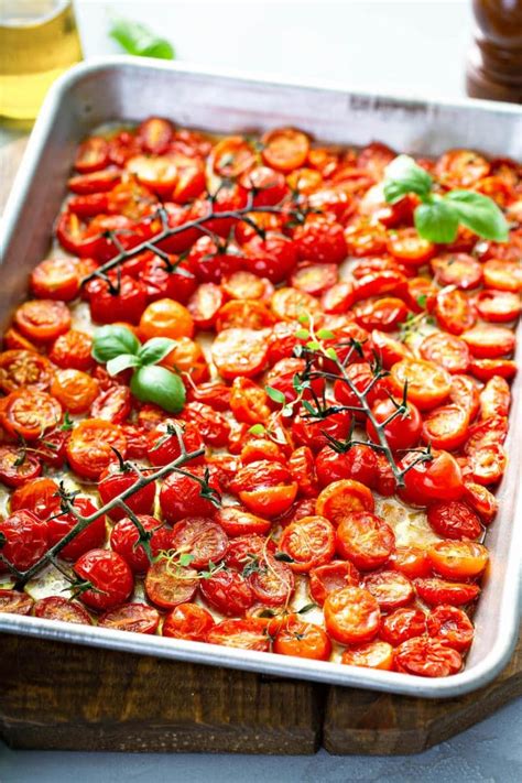 Garlic Roasted Cherry Tomatoes Recipe | The Novice Chef