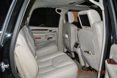 2005 Cadillac Escalade ESV - Interior Pictures - CarGurus