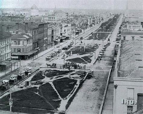 The Canal Street New Orleans in 1850 | New orleans history, Old photos, City photo