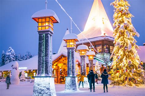 crossing-arctic-circle-santa-claus-village-rovaniemi-lapland-finland (4 ...