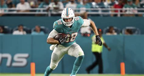 Mike Gesicki Was Never Made Available in Trade Call, Dolphins GM Chris ...