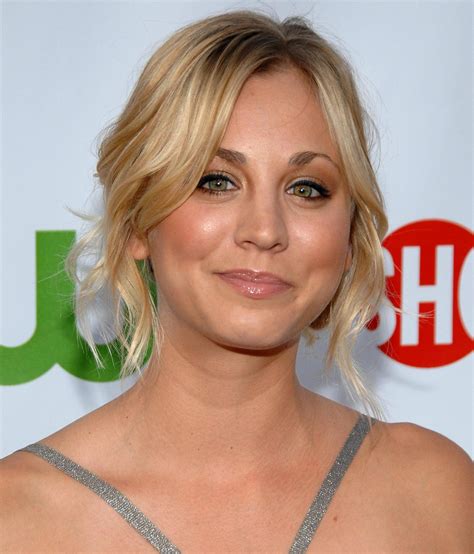 Kaley Cuoco wallpapers | Kaley cuoco, Kaley couco, Perfect people