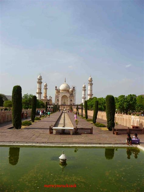 Bibi ka Maqbara in Aurangabad | The journey of a thousand miles begins ...