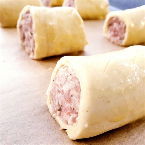 Puff Pastry Sausage Rolls (So Easy!) – Feast Glorious Feast