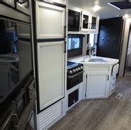 21 Jayco Whitehawk 27' | Quality RV Centers