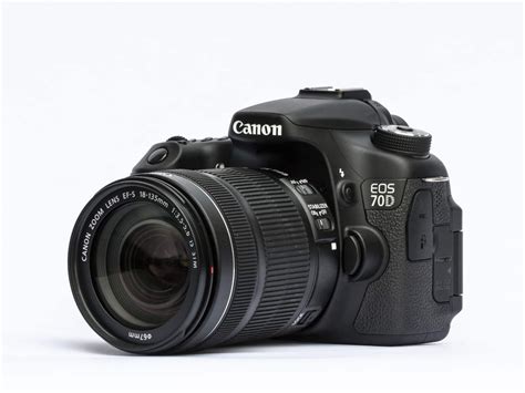 13 Best Canon Cameras With a Flip Screen (DSLR)