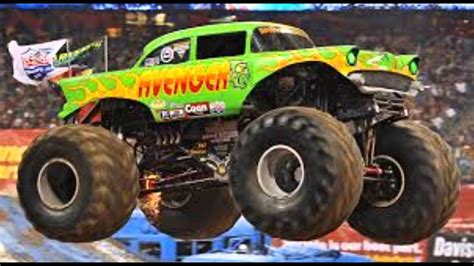 Grave Digger Monster Truck Wallpaper (54+ images)