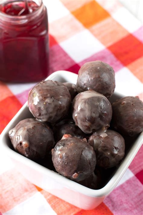 Cherry Glazed Chocolate Donut Holes – Cake 'n Knife