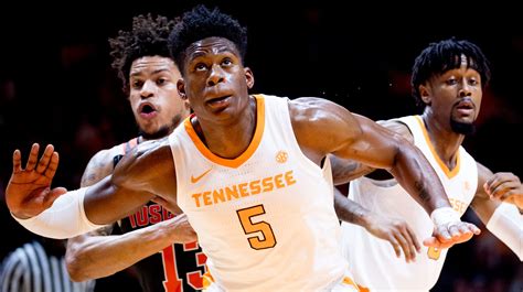 UT Vols basketball opens season against Lenoir-Rhyne